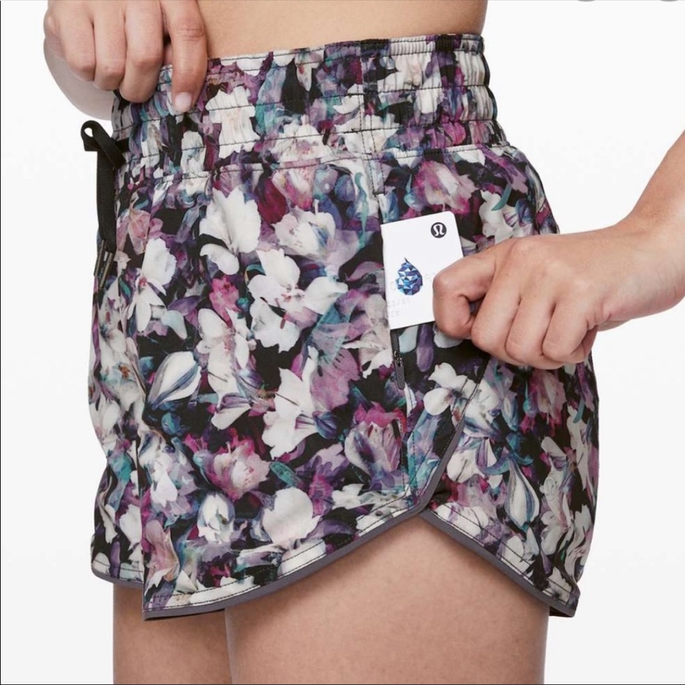🍋 Lululemon Choose A Side Shorts New!! 😍🤗
